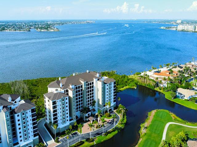Apartment for sale in Fort Myers, Florida