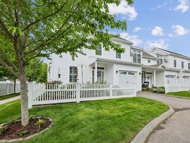 Apartment for sale in Old Saybrook, Connecticut