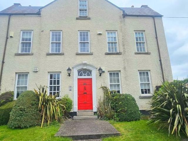 Apartment to rent in Bluebell, North Tipperary