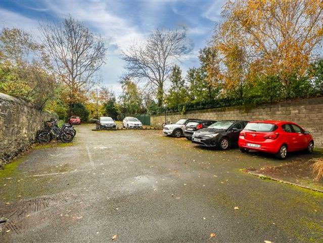 Apartment for sale in Bluebell, North Tipperary