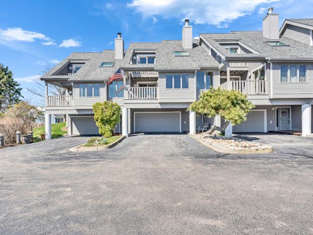 Apartment for sale in Narragansett, Rhode Island