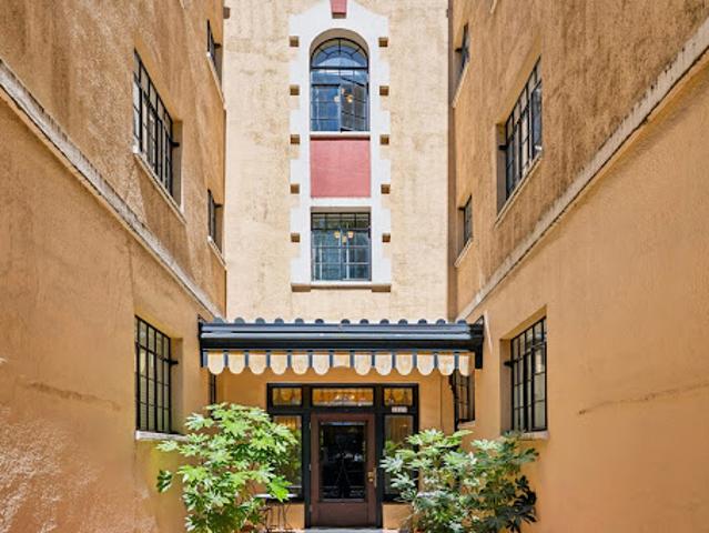 Apartment for sale in Oregonia