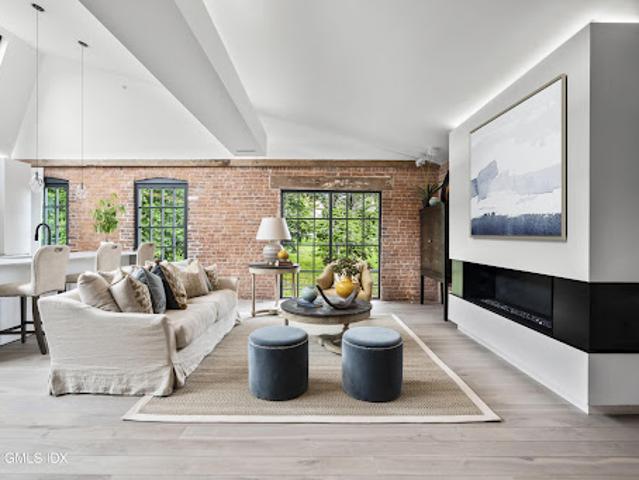 Apartment for sale in Westport
