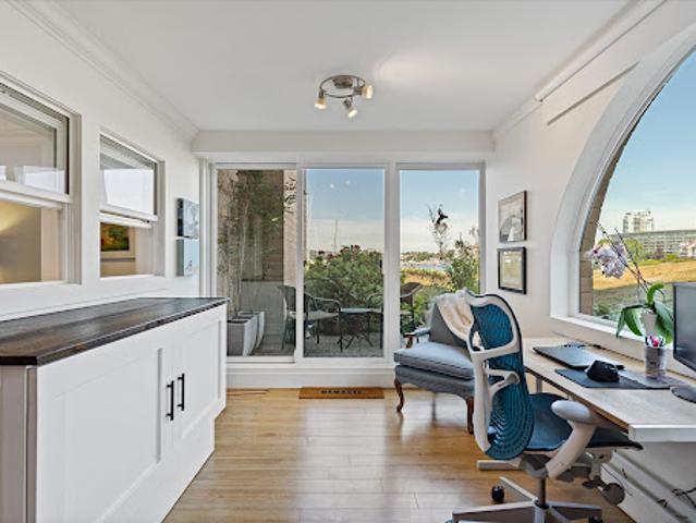 Apartment for sale in Victoria, British Columbia