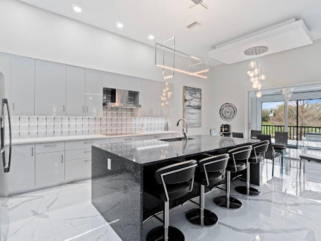 Apartment for sale in Fort Myers, Florida