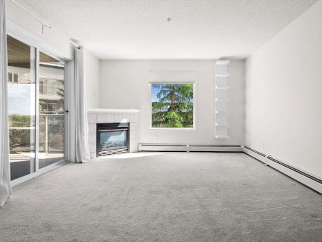 Apartment for sale in Northwest, Alberta