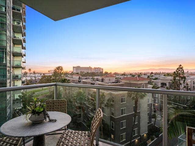 Apartment for sale in Marina Del Rey, California