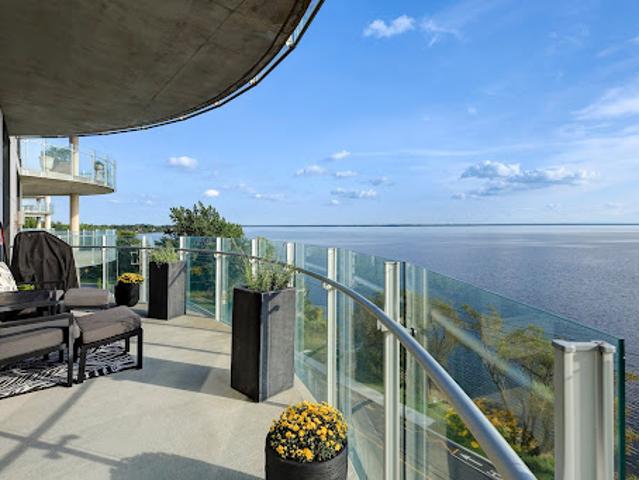 Apartment for sale in Pointe-claire, Quebec