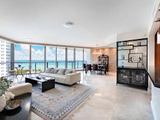 Apartment for sale in Hollywood Apartment for sale in Hollywood