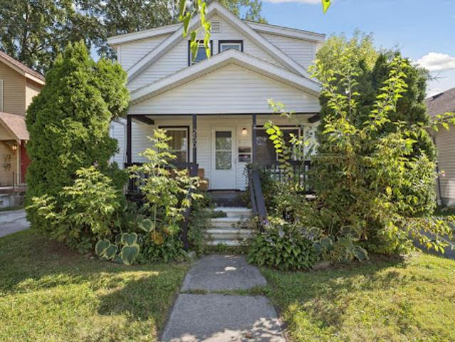 Apartment for sale in Ferndale, Michigan