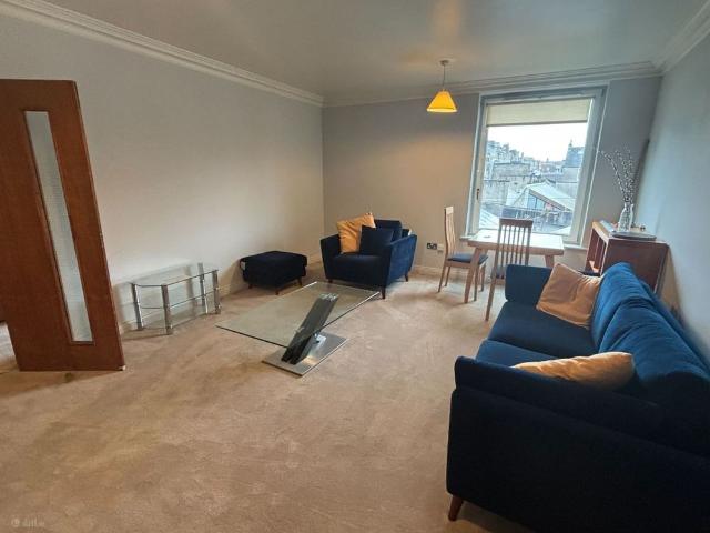 Apartment to rent in Bluebell, North Tipperary