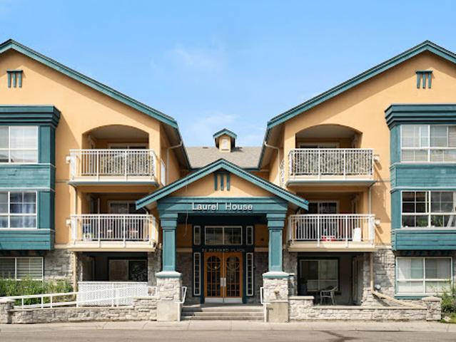 Apartment for sale in Northwest, Alberta