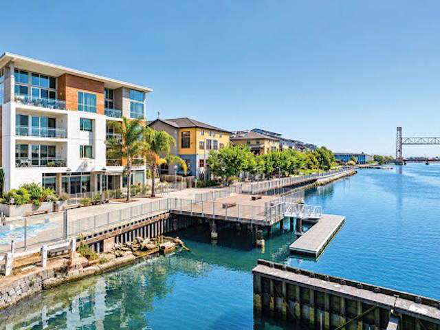 Apartment for sale in Oakland, Alameda County