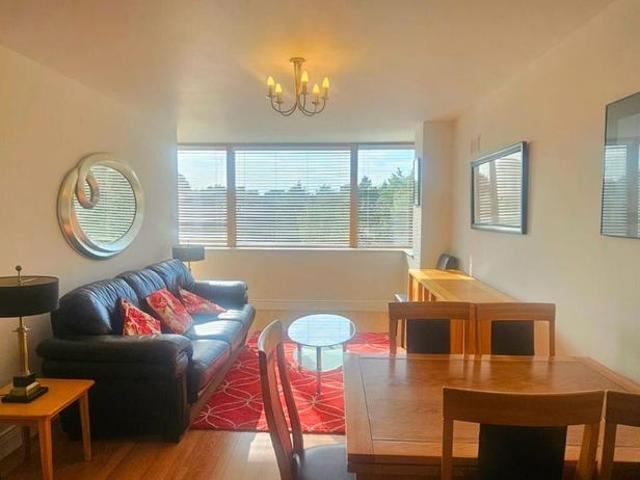 Apartment to rent in Bluebell, North Tipperary