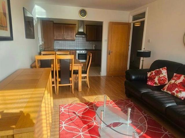 Apartment to rent in Bluebell, North Tipperary