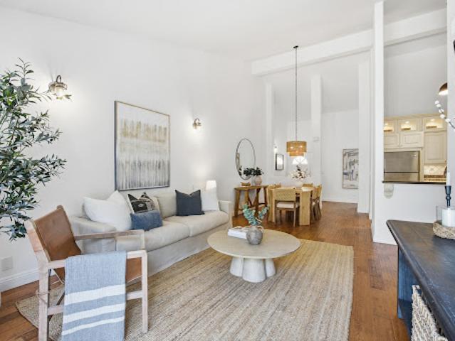 Apartment for sale in Torrance, California
