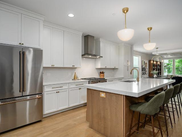 Apartment for sale in Chicago Park, Illinois