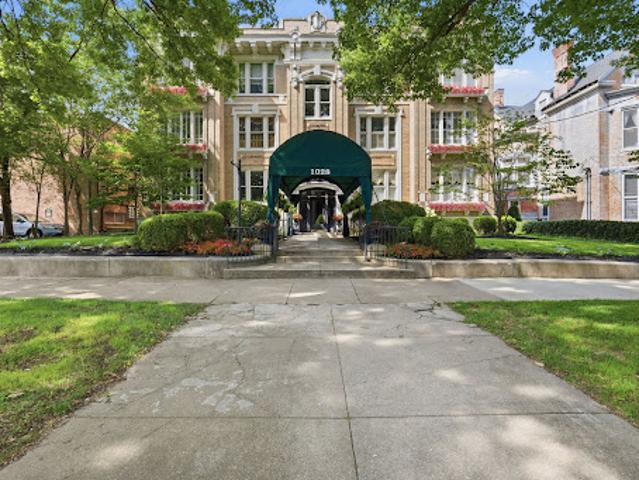 Apartment for sale in Louisville, Jefferson County