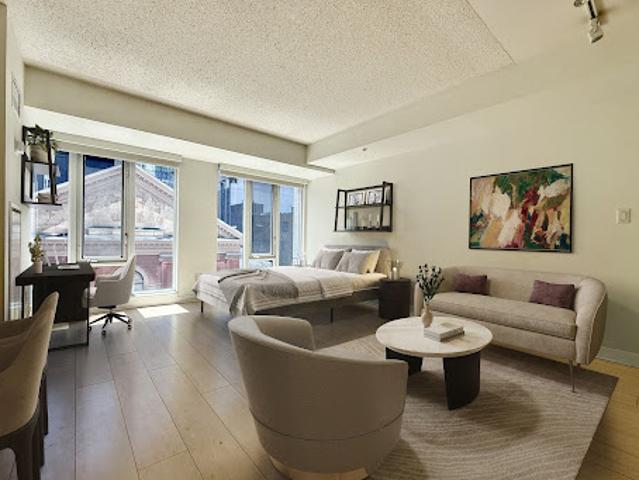 Apartment for sale in Woburn, Ontario