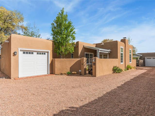 Apartment for sale in Santa Fe, New Mexico
