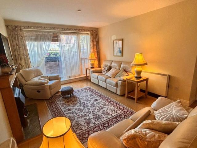 Apartment to rent in Premier Square, Dublin