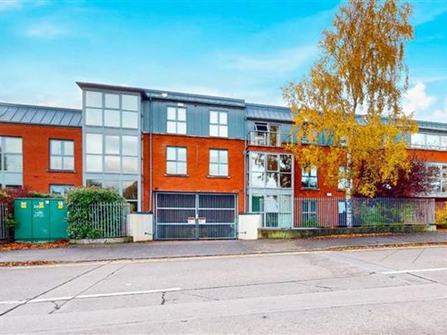 Apartment for sale in Bluebell, Dublin