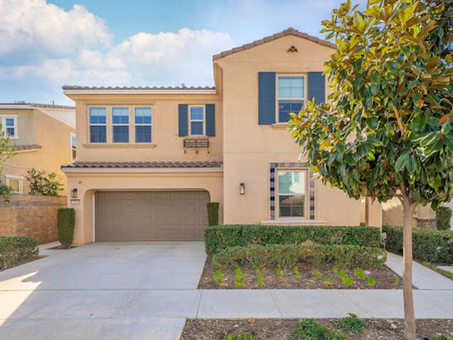 Apartment for sale in Upland, California
