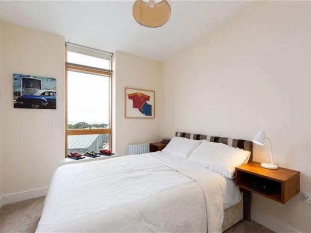 Apartment to rent in Blackrock