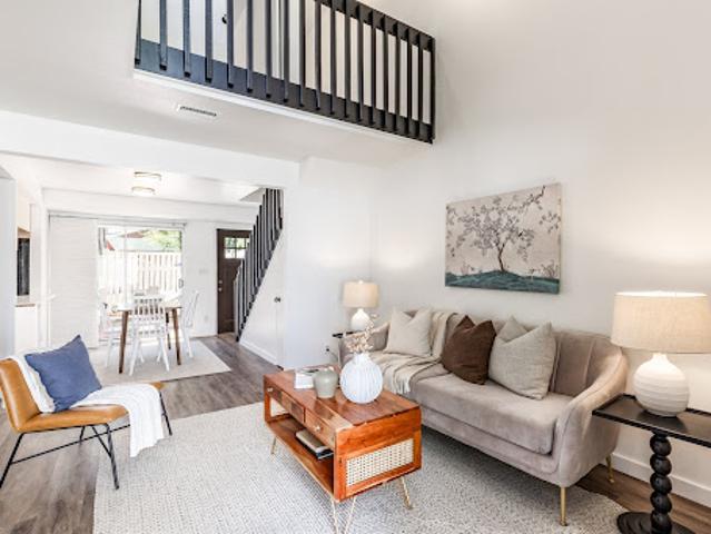 Apartment for sale in Murray, Utah