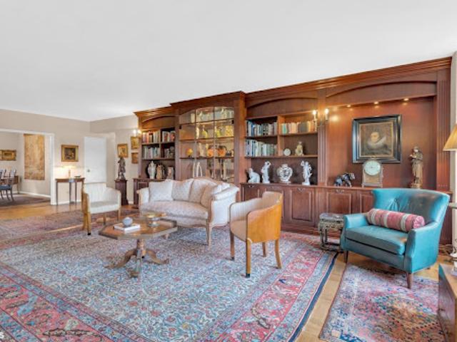 Apartment for sale in New York, Arverne