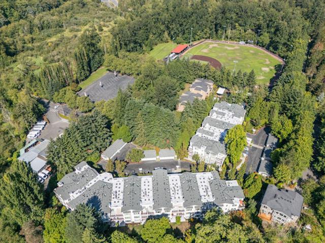 Apartment for sale in Bellevue, Washington