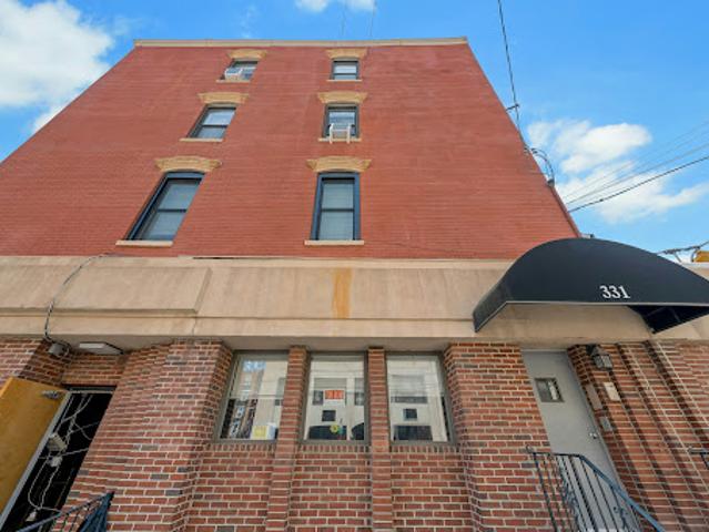 Apartment for sale in Hudson, New Jersey