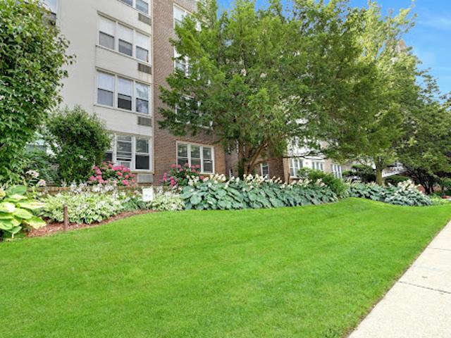Apartment for sale in Fort Lee
