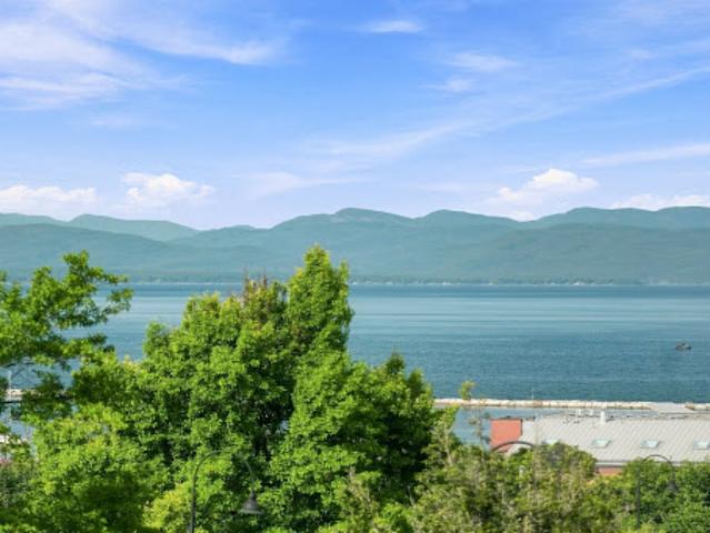 Apartment for sale in Burlington, Vermont