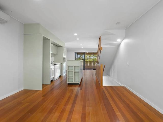 Apartment for rent in Highgate Hill, Greater Brisbane