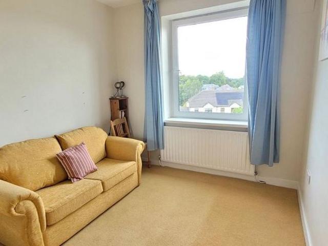 Apartment to rent in Churchtown, Dundrum