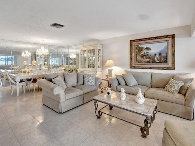Apartment for sale in Delray Beach, Florida