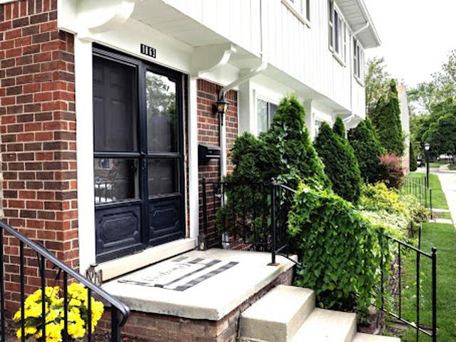 Apartment for sale in Royal Oak, Oakland County