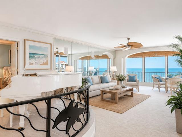 Apartment for sale in Naples, Florida