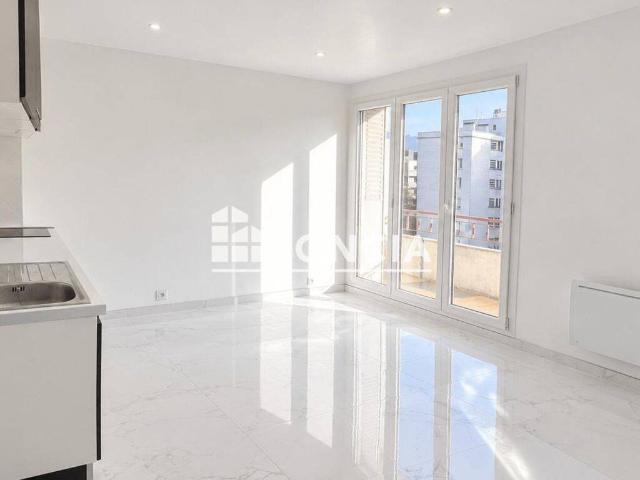 Studio location à Alliés Alpins, Grenoble