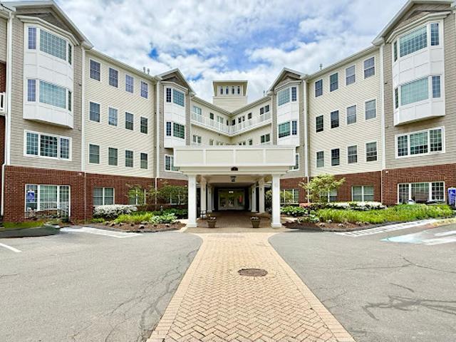 Apartment for sale in W Hartford, Connecticut