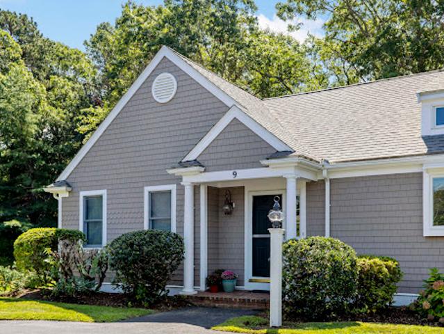 Apartment for sale in East Falmouth, Massachusetts