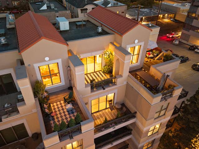 Apartment for sale in Denver