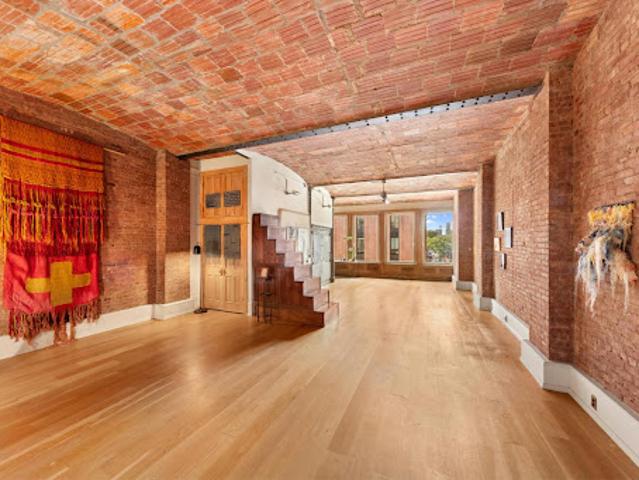 Apartment for sale in Arverne, New York