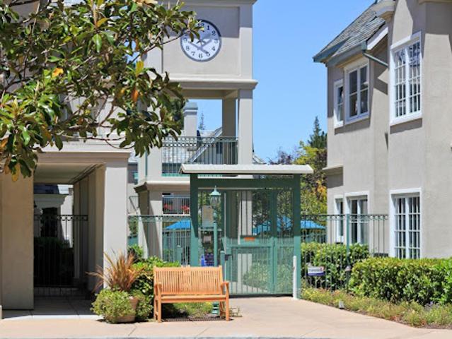 Apartment for sale in Los Altos, California