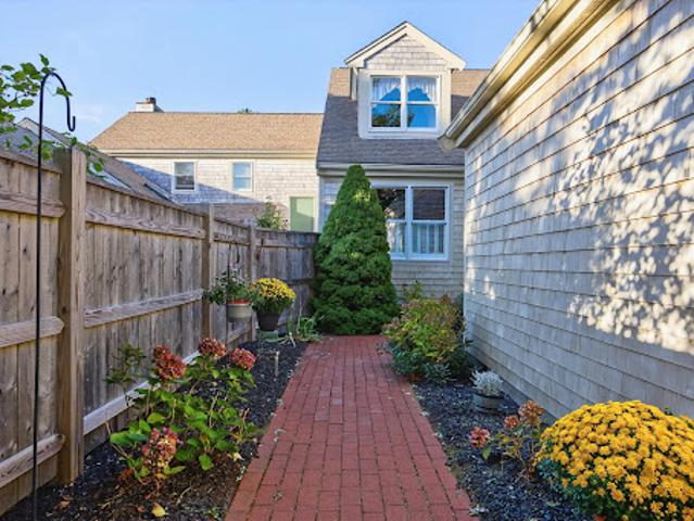 Apartment for sale in Yarmouth Port, Massachusetts