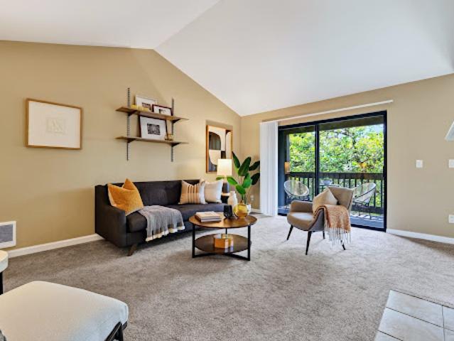 Apartment for sale in Oregonia