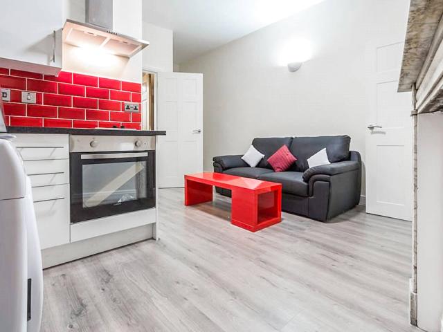 Apartment for rent in Little London, West Yorkshire