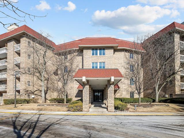 Apartment for sale in Northbrook, Illinois