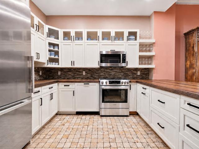 Apartment for sale in New York, Arverne